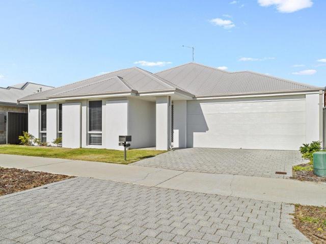 House for sale in Parklands, Western Australia