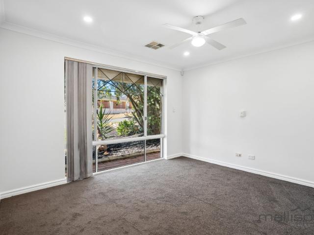 House for sale in Leda, Western Australia