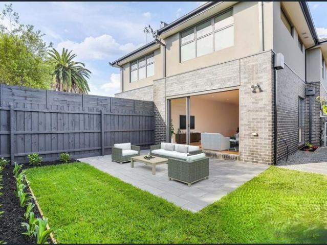 Townhouse for rent in Camerons Creek, Victoria