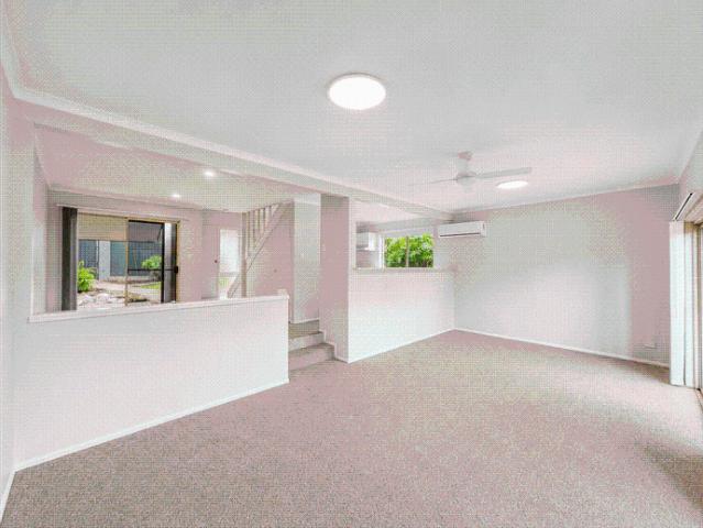 Townhouse for rent in Fernbrook, Queensland