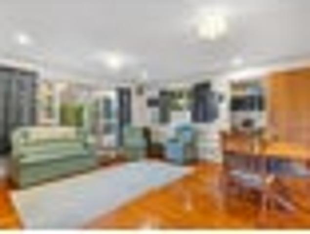 House for sale in Chaslands, Canterbury