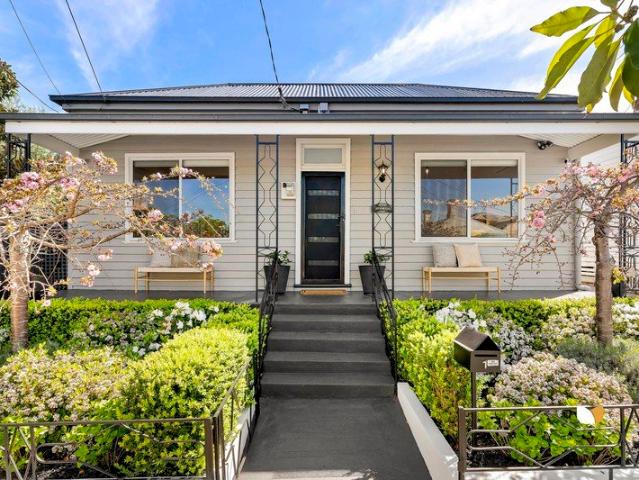 House for sale in Moonee Ponds, Melbourne