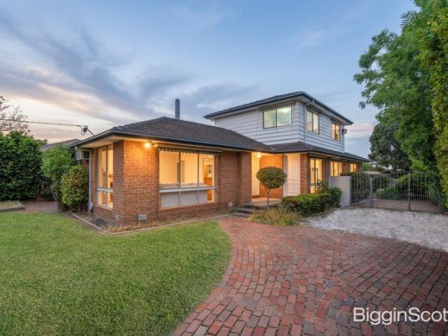 House for sale in Wheelers Hill, Melbourne