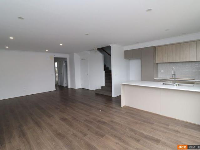 Townhouse for rent in Camerons Creek, Victoria