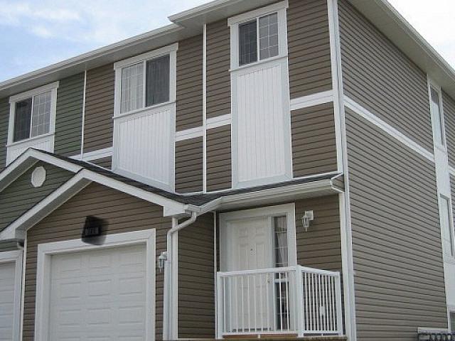Townhouse for rent in Airdrie, Alberta