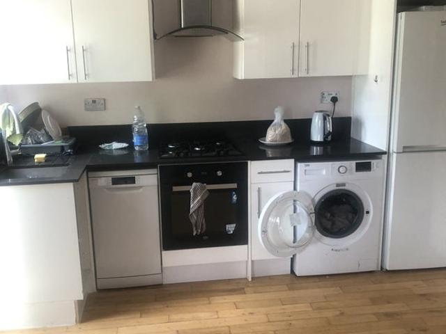 Apartment for rent in Seven Kings, Greater London