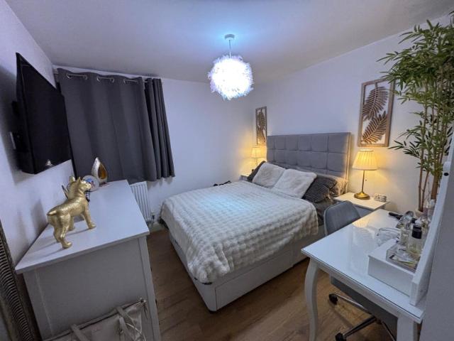 Apartment for rent in Woodford Bridge, Greater London