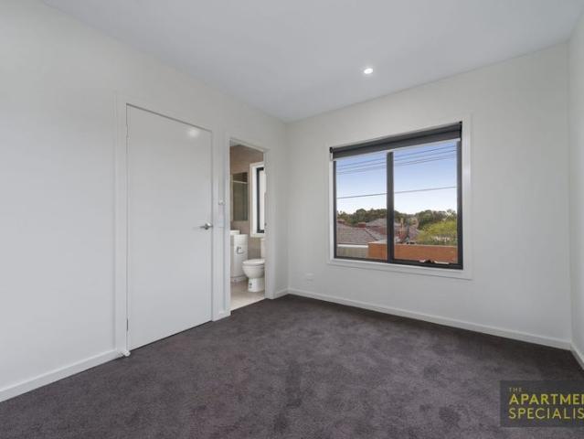 Townhouse for rent in Camerons Creek, Victoria