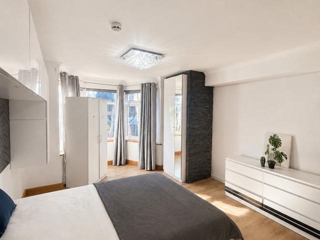 House for rent in Dollis Hill, Greater London