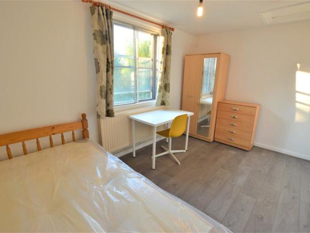 Apartment for rent in Holloway, Greater London