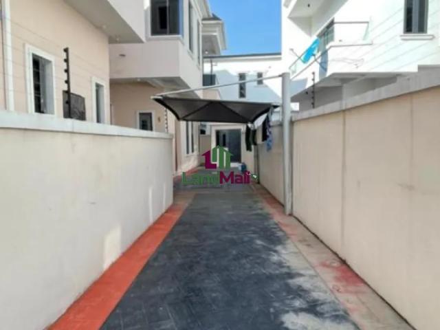 Property for sale in Eti Osa, Abuja
