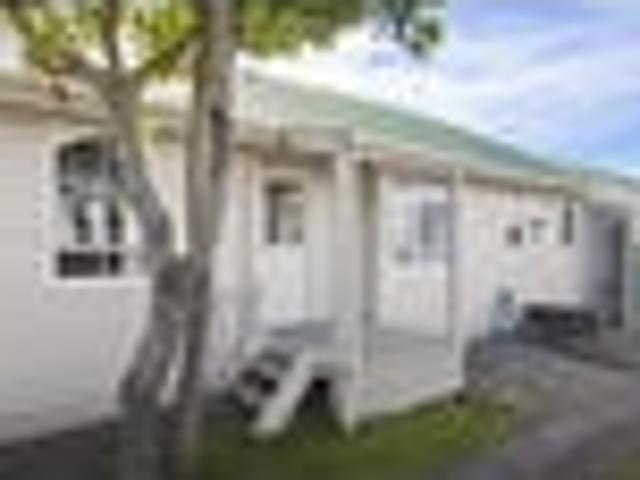 Townhouse for sale in Paraparaumu, Wellington