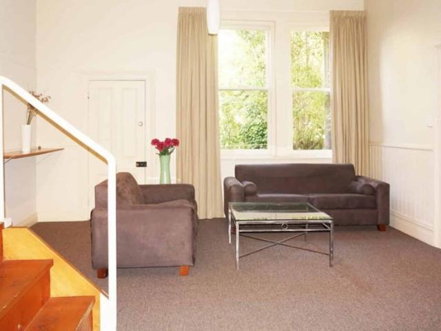 House for rent in Otakou