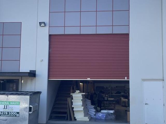 Warehouse for rent in Bibra Lake, Western Australia
