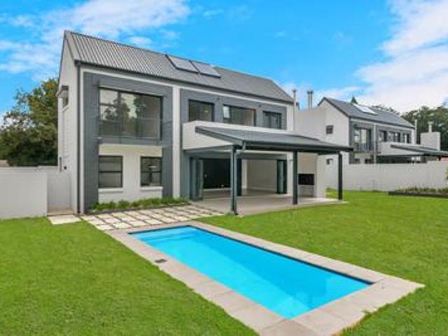 House for rent in Sandton, City of Johannesburg Metropolitan Municipality