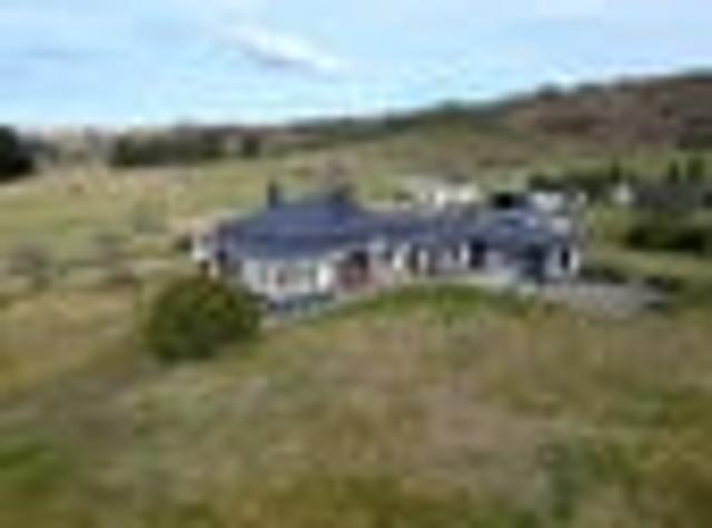 House for sale in Otakou