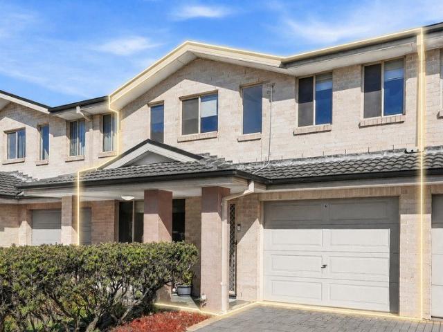 Townhouse for sale in Sydney, New South Wales
