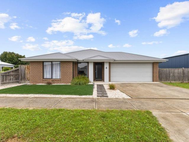 House for sale in Yinnar, Victoria