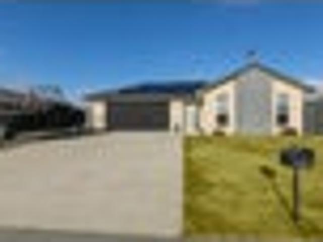 House for sale in Otakou