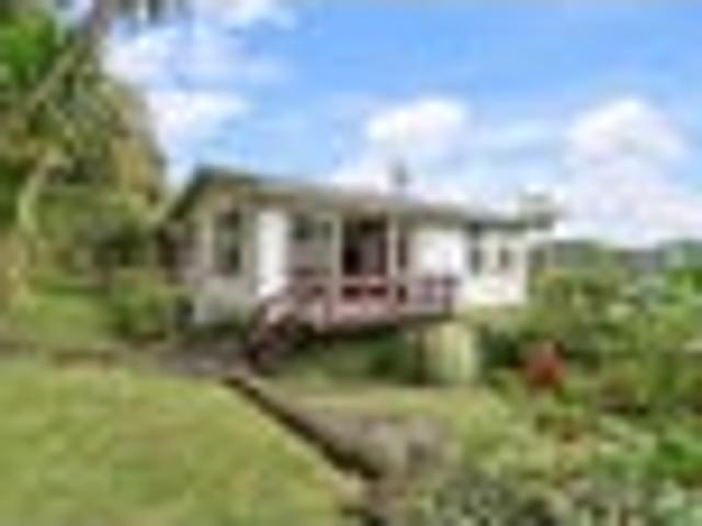 House for sale in Oratia