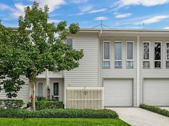 House for sale in Gold Coast City, Fernbrook