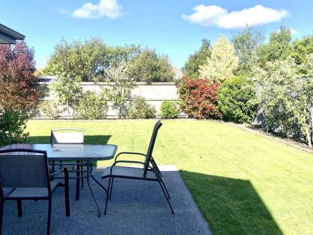 House for rent in Chaslands, Canterbury