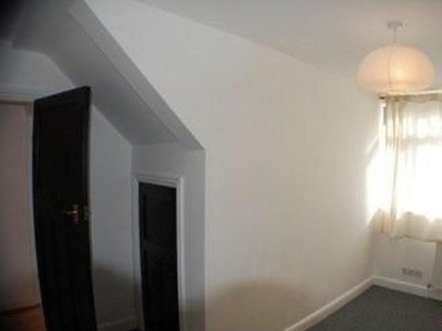 Room for rent in Burley, West Yorkshire