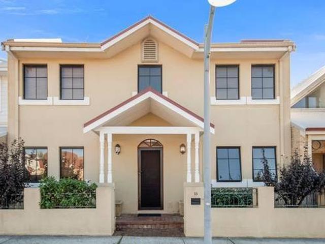 House for rent in Cockburn, Western Australia