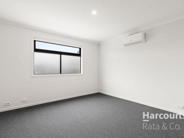 Townhouse for rent in Camerons Creek, Victoria