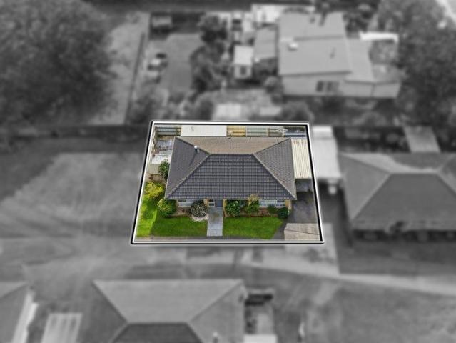 House for sale in Glengarry, Victoria