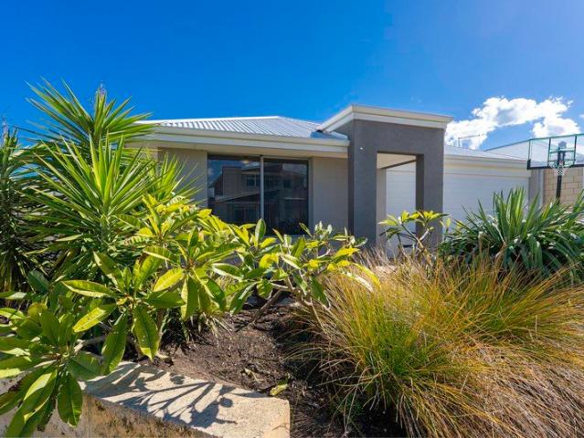 House for sale in Golden Bay, Western Australia