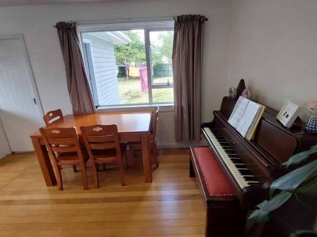 House for rent in Chaslands, Canterbury