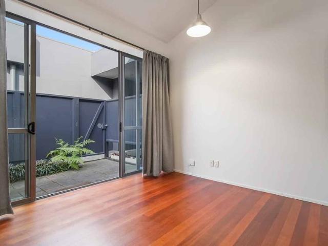 Apartment for rent in Auckland, Oroua County