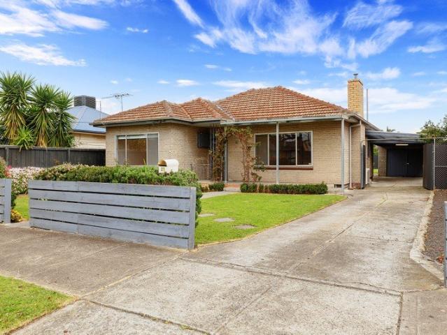 House for rent in Glenroy, Melbourne