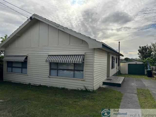 House for rent in Dandenong North, Melbourne