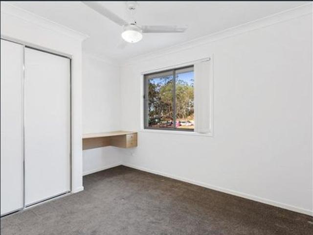 Townhouse for rent in Toombul, Queensland