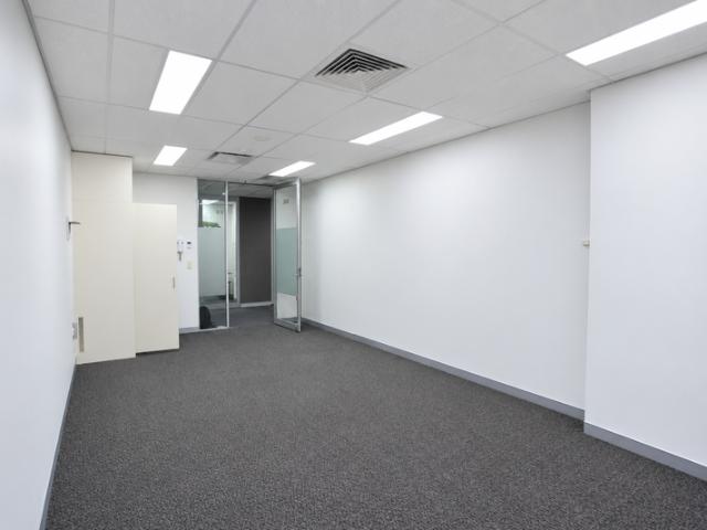 Office for rent in Bella Vista, Sydney