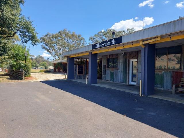 Townhouse for rent in Victoria