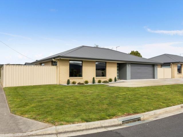 Apartment for sale in Latrobe