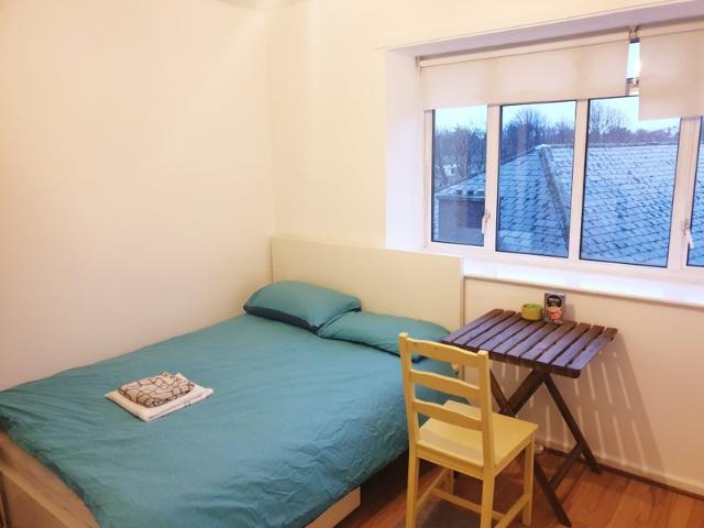 Studio for rent in Finchley, Isle Of Man