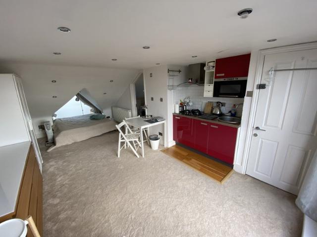 Studio for rent in Harlesden, Greater London