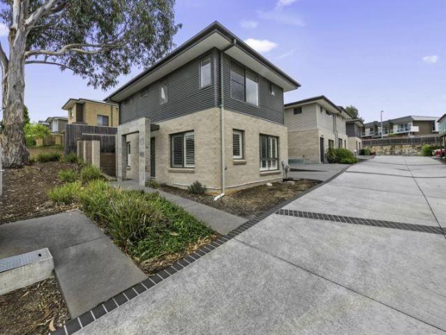 Property for rent in Queanbeyan East, Queanbeyan
