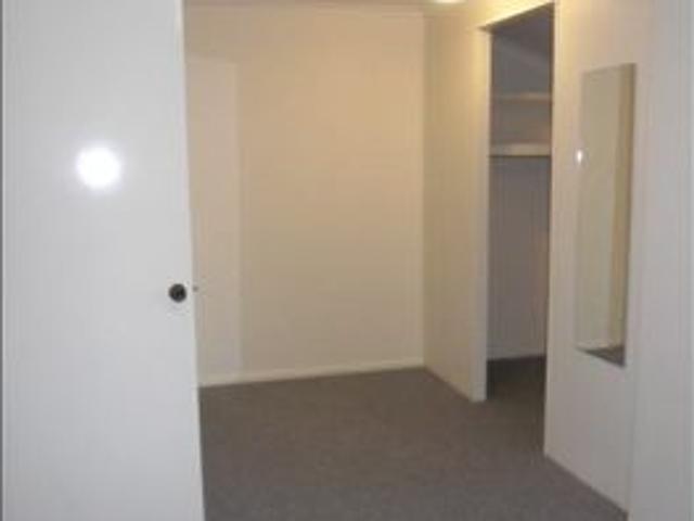Townhouse for rent in Crawley, Perth
