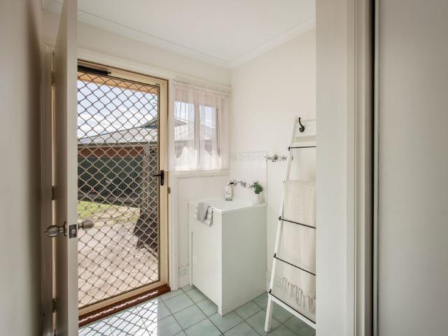 Townhouse for sale in Lavington, New South Wales