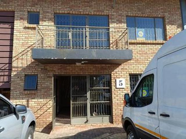 Commercial for rent in Nooitgedacht, Gauteng