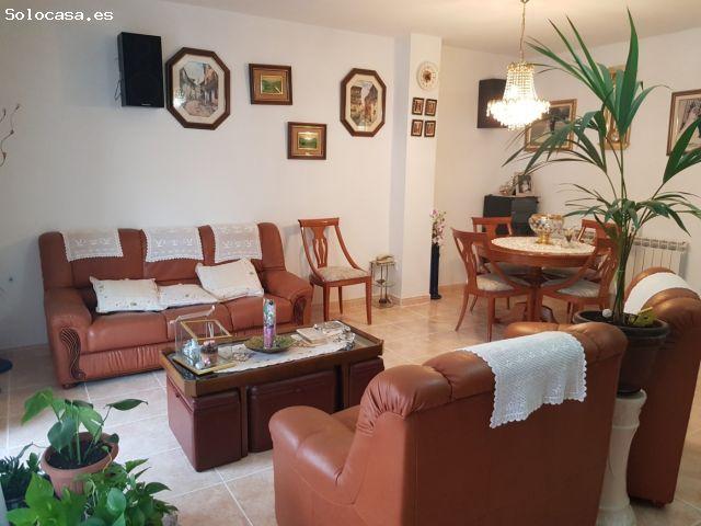 Casa en venta en Olesa De Montserrat, Barri de la Flora
