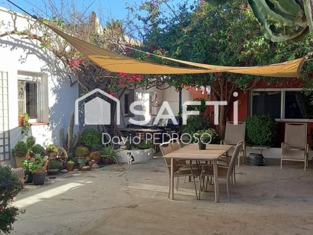 Chalet en venta en el Poblenou del Delta, Montsià