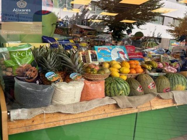 Local Comercial en alquiler en Centro, Comarca de la Vega de Granada