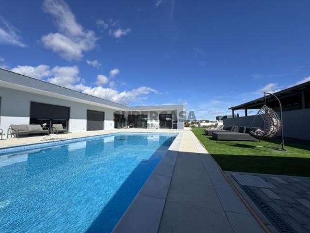 Casa venda em Quelfes, Olhão