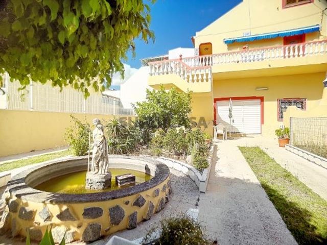 Casa venda em Estômbar, Faro